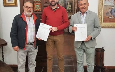 Firmado el convenio con el villa del Río C.F para la financiación de la gestión de los equipos de fútbol base