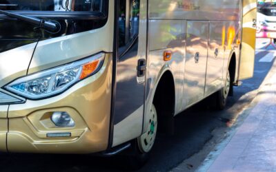 EL AYUNTAMIENTO DE VILLA DEL RÍO INICIA LOS TRÁMITES PARA SOLICITAR UN AUTOBÚS DE LÍNEA INTERURBANA PARA QUE LOS ALUMNOS PUEDAN DESPLAZARSE A LOS CENTROS EDUCATIVOS DE MARMOLEJO Y ANDÚJAR