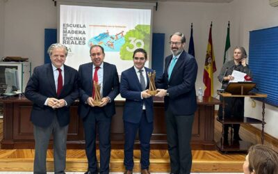 VILLA DEL RÍO, PRESENTE EN EL 30 ANIVERSARIO DE LA CREACIÓN DE LA ESCUELA DE LA MADERA DE ENCINAS REALES (CEMER)