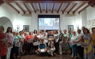 INAUGURACIÓN DEL TOLDO DE CROCHÉ DEL PROYECTO COLABORATIVO «¡PON BONITO TU PUEBLO!»