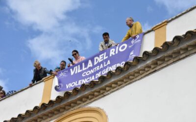 25N | ASÍ SE HA DESARROLLADO LA MARCHA Y CONCENTRACIÓN EN  VILLA DEL RÍO CON MOTIVO DEL DÍA INTERNACIONAL DE LA ELIMINACIÓN DE LA VIOLENCIA CONTRA LA MUJER