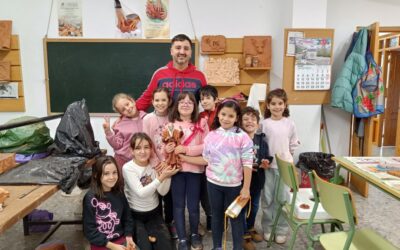 CULTURA | CULMINA EL TALLER DE ESCULTURA «NAVIDADES CON ARTE»