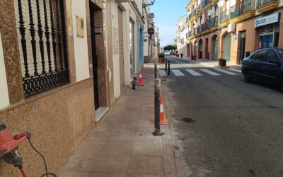 URBANISMO | INSTALACIÓN DE DELIMITADORES EN LA CALLE JUAN RAMÓN JIMÉNEZ