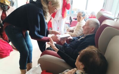 SERVICIOS SOCIALES | VISITA DE LOS LOS REYES MAGOS A LA RESIDENCIA DE MAYORES Y AL CENTRO ESPECIAL «EL GRANAÍLLO»