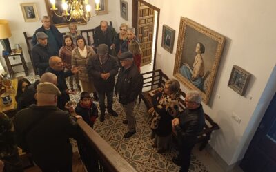 CULTURA Y TURISMO | UNA VEINTENA DE CORDOBESES VENIDOS DE DIFERENTES LOCALIDADES VISITAN LA CASA MUSEO «PINTOR PEDRO BUENO»