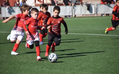 DEPORTES | VILLA DEL RÍO RECIBE A SEIS EQUIPOS EN LA EMOCIONANTE CONCENTRACIÓN DE BEBÉS FUTBOLISTAS