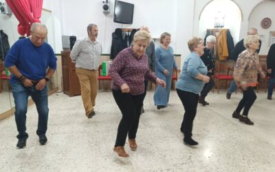 MAYORES | COMIENZAN LAS NUEVAS CLASES DE BAILE EN VILLA DEL RÍO