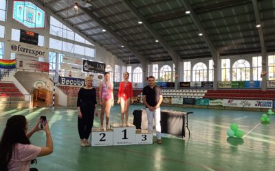 ENTREGA DE MEDALLAS POR LA COMPETICIÓN DE GIMNASIA RÍTMICA 